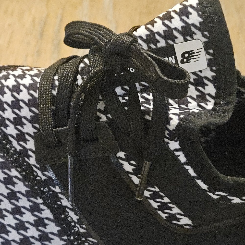 New Balance Womens WNRGSRD1 Black Cross Training Shoes Size 9 Medium (B, M) EUC - Picture 7 of 12